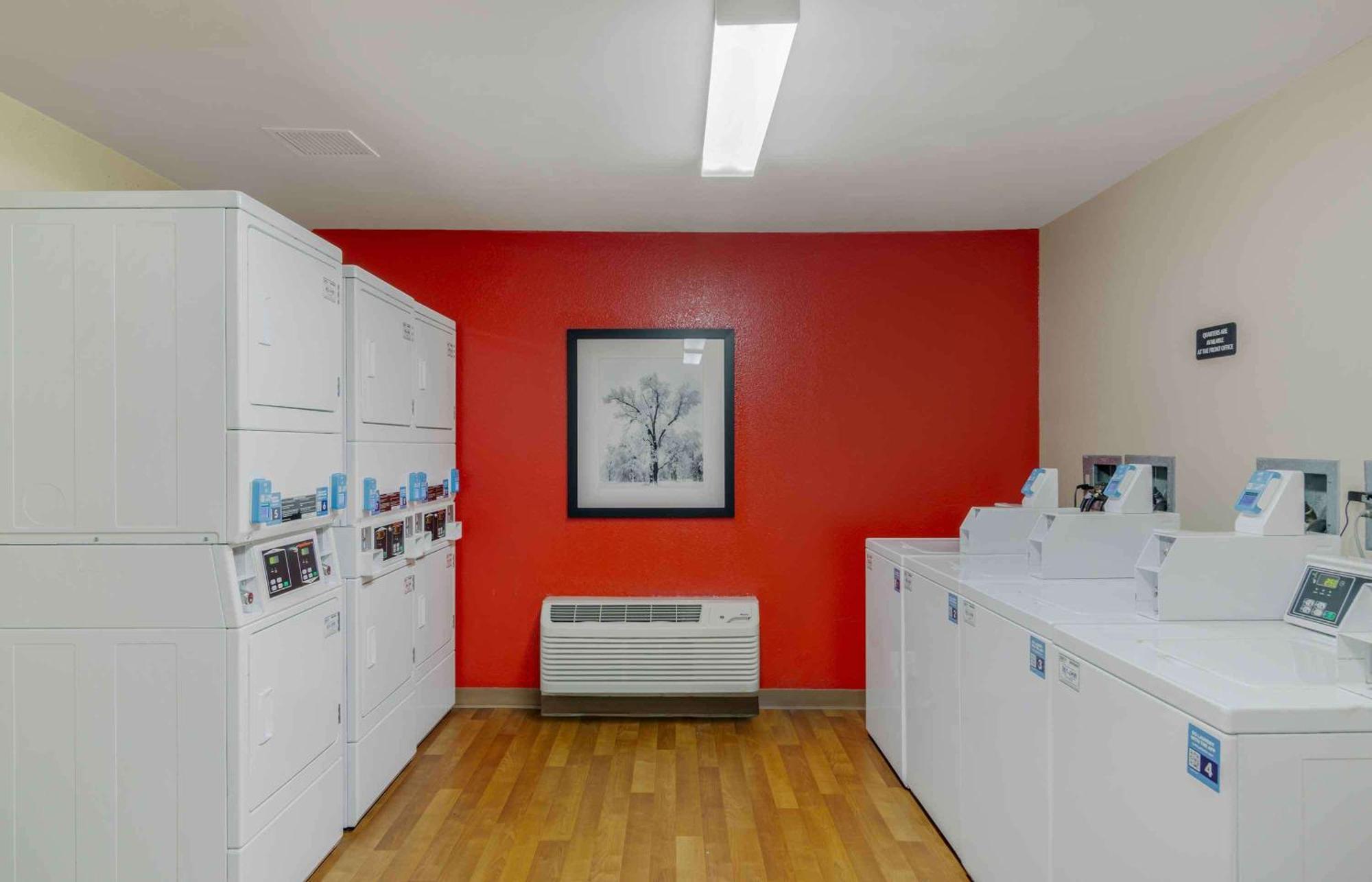 Extended America Select - Atlanta - - Rock Mill Rd